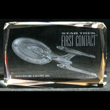 Load image into Gallery viewer, Star Trek First Contact Enterprise NCC 1701-E Etched Crystal Art Cube - Small

