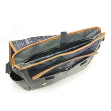 Load image into Gallery viewer, Universal Traveler Messenger Bag - Open