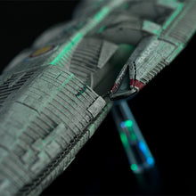 Load image into Gallery viewer, Battlestar Galactica Ship (2004 series) Model
